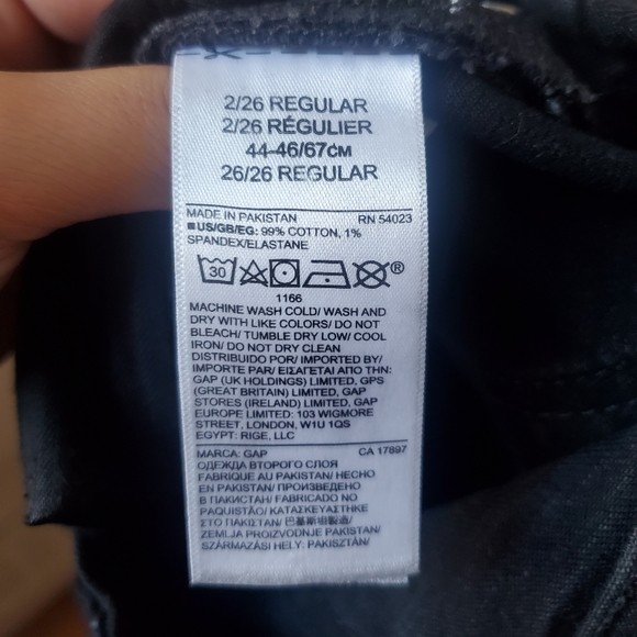 GAP Denim Shorts - Picture 4 of 4